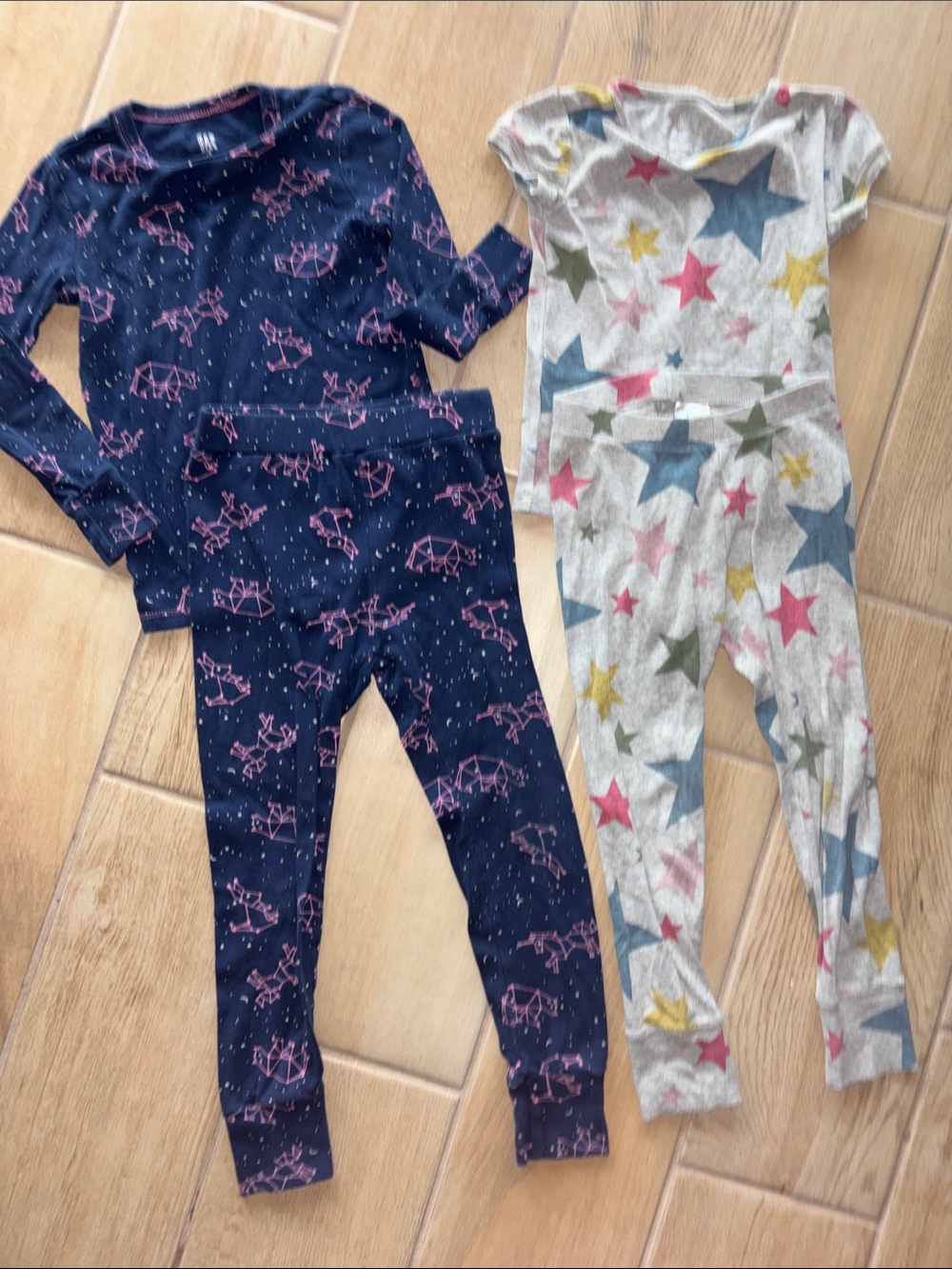 Girl’s GAP (bundle) - Pajama Sets - size 6